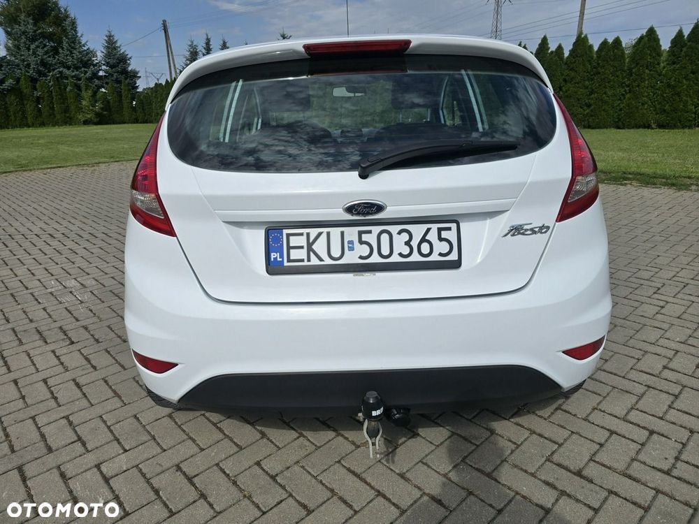 Ford Fiesta - 10