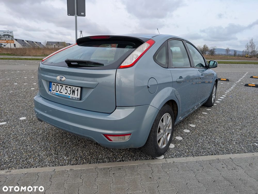 Ford Focus 1.6 Trend - 5