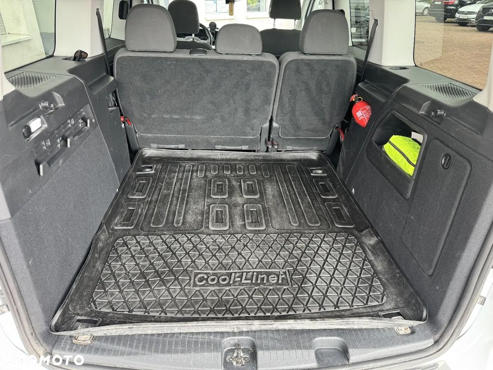 Ford Tourneo Connect Grand - 8