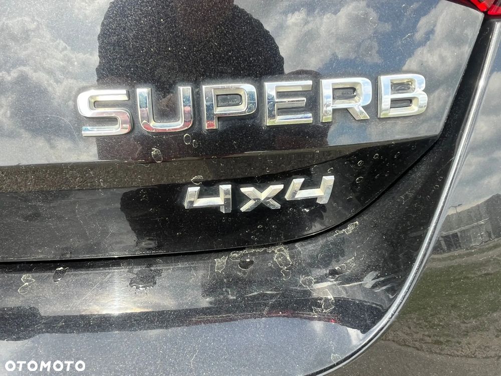 Skoda Superb 2.0 TSI 4x4 L&K DSG - 22