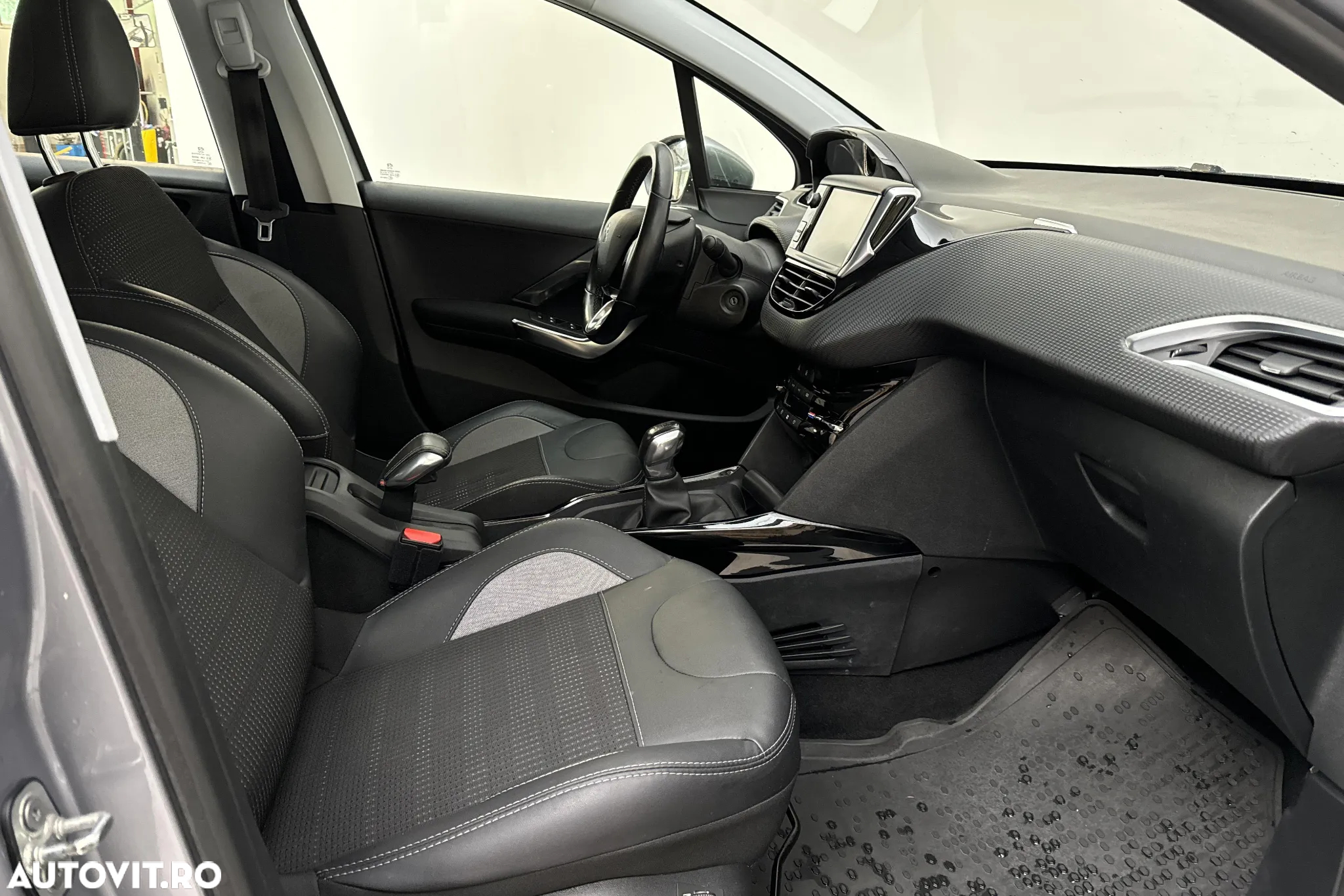 Peugeot 2008 PureTech 110 Stop&Start Active - 5