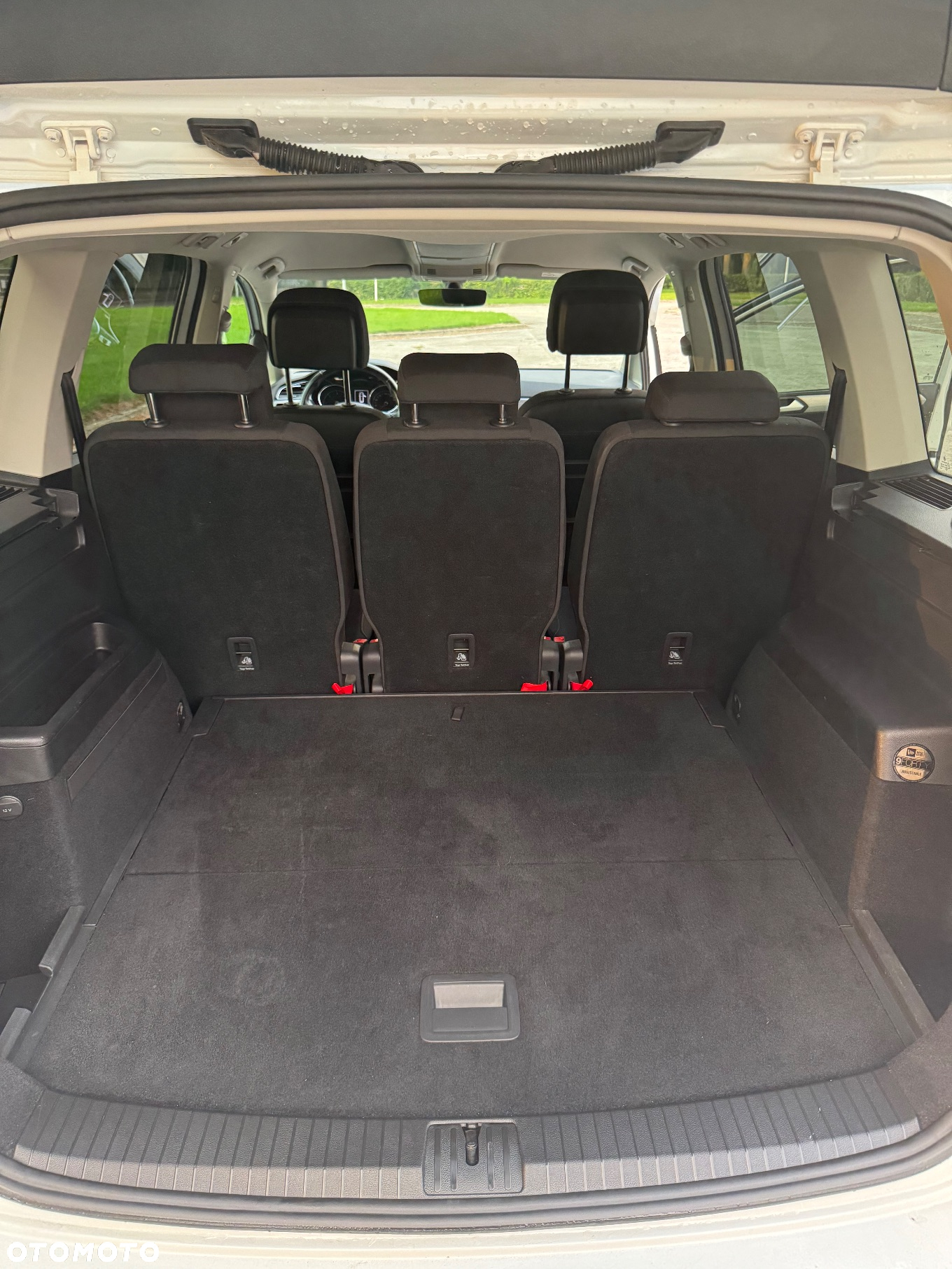 Volkswagen Touran - 9