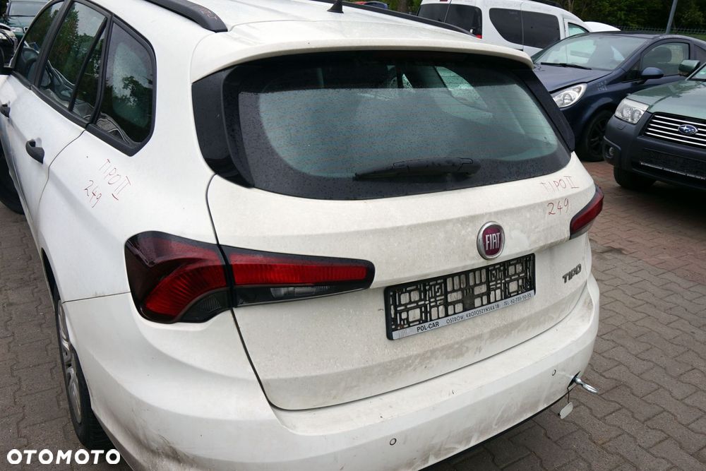 KLAPA BAGAŻNIKA TYLNA TIPO II 356 KOMBI 249  BIAŁY FIAT 2016-2020 - 2