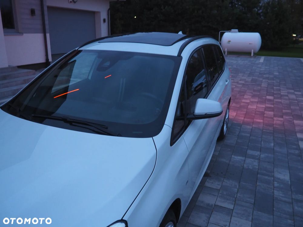 BMW Seria 2 218d M Sport - 18