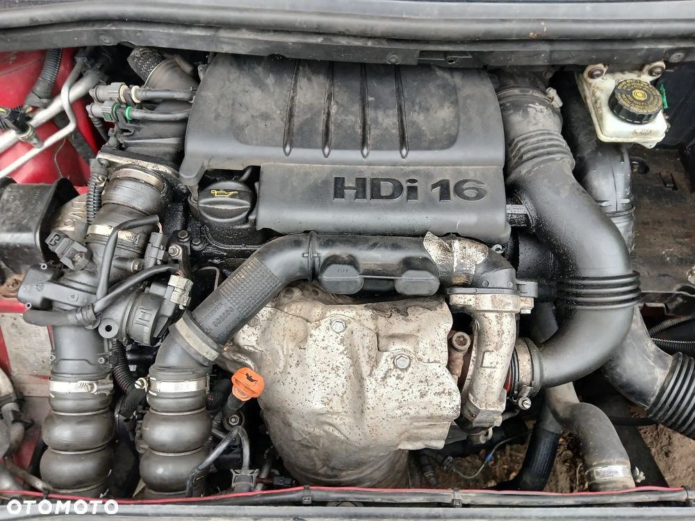 CITROEN C4 I KKN 3D silnik 1.6 HDI 90 KM DV6ATED4 skrzynia 20DM75 napęd sanki belka wahacz - 3