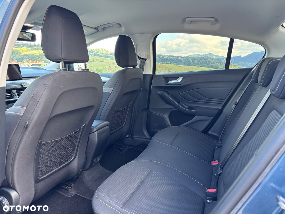 Ford Focus 1.0 EcoBoost Connected - 13