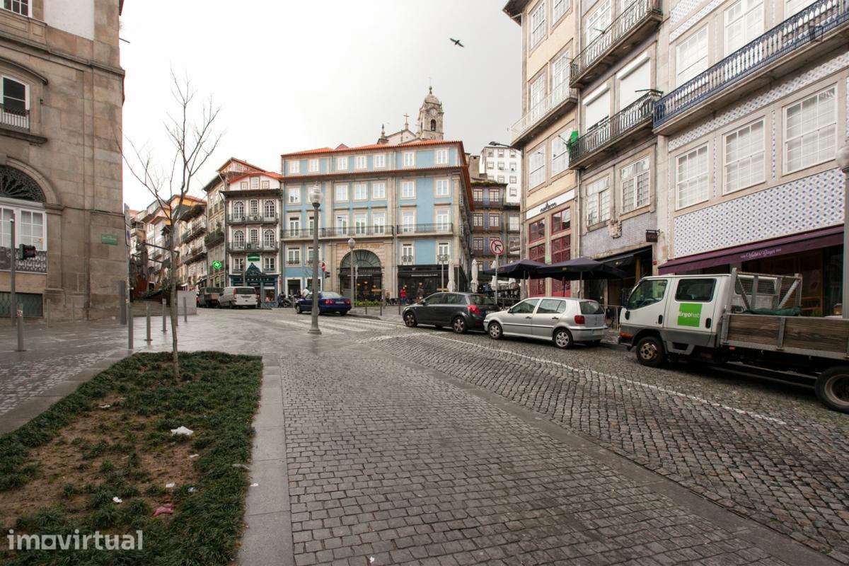 Apartamento com 1 quartos - localizado em São Nicolau Porto - Grande imagem: 5/6