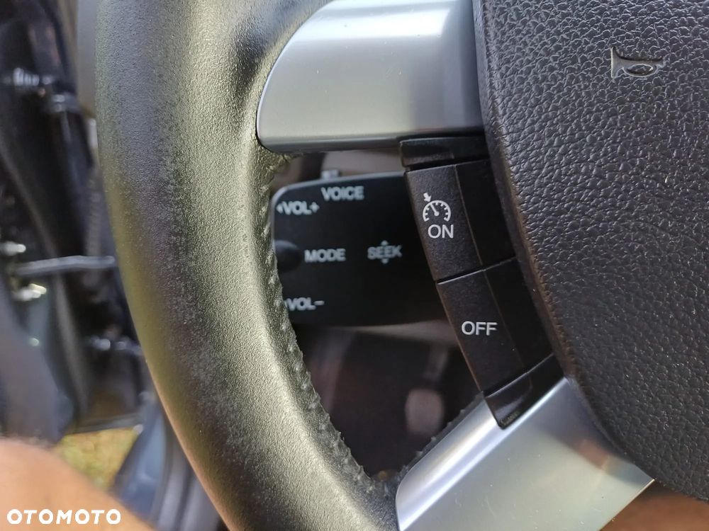 Ford Kuga 2.0 TDCi 4x4 Titanium - 25