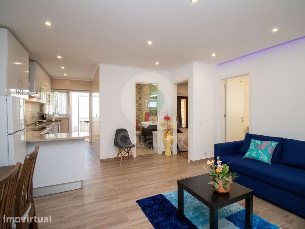Apartamento T2 Remodelado no Coração da Costa da Caparica A 7 Minut... - Grande imagem: 4/27