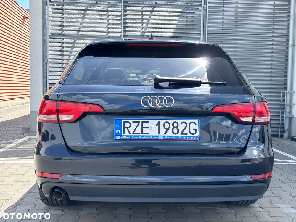 Audi A4 Avant - 6