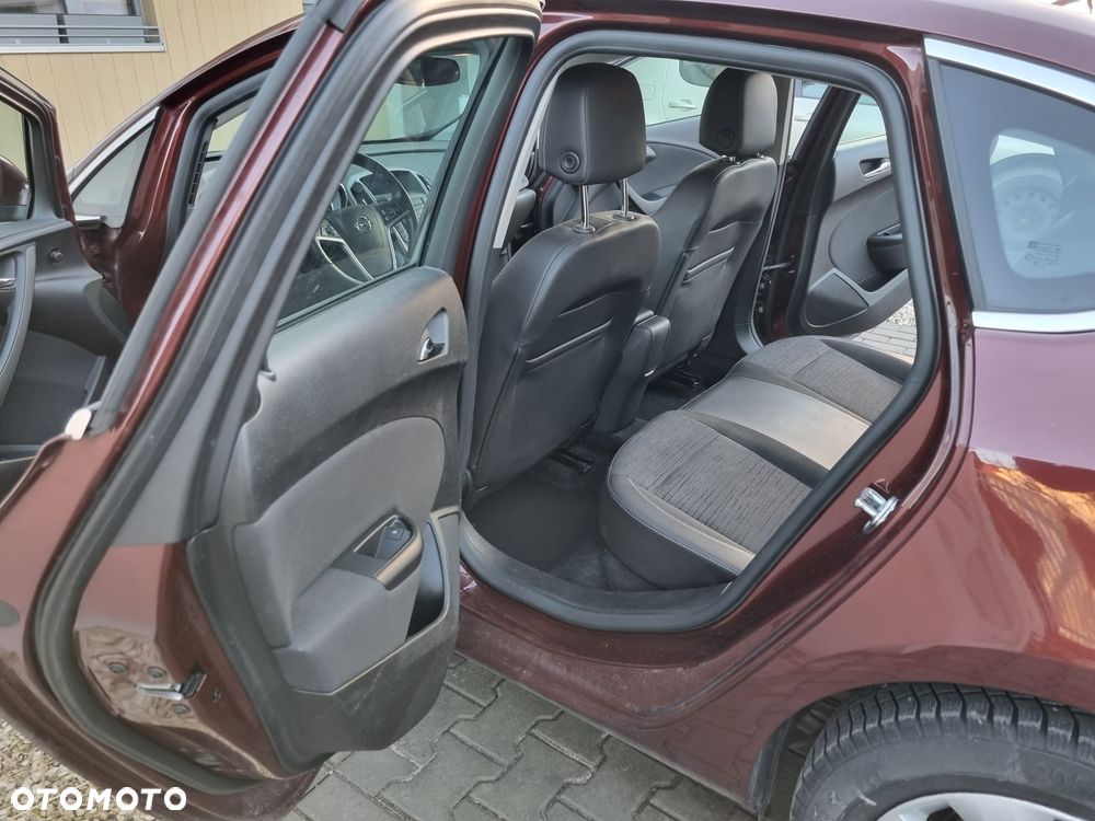 Opel Astra 1.4 T EU6 - 11