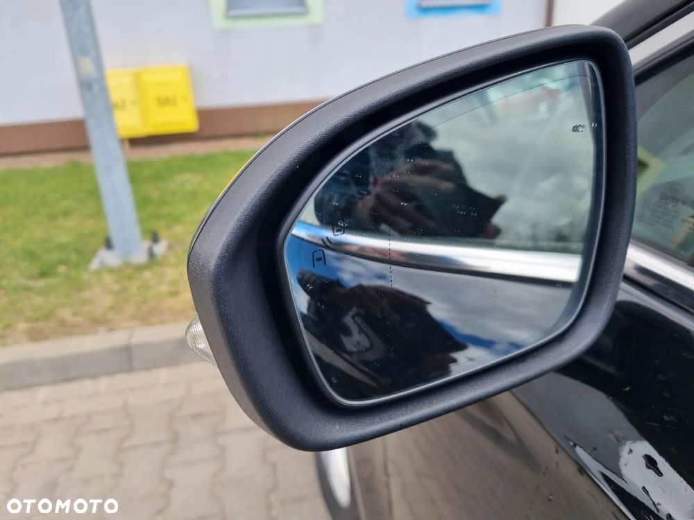 Ford Mondeo SW 2.0 Hybrid Titanium - 19