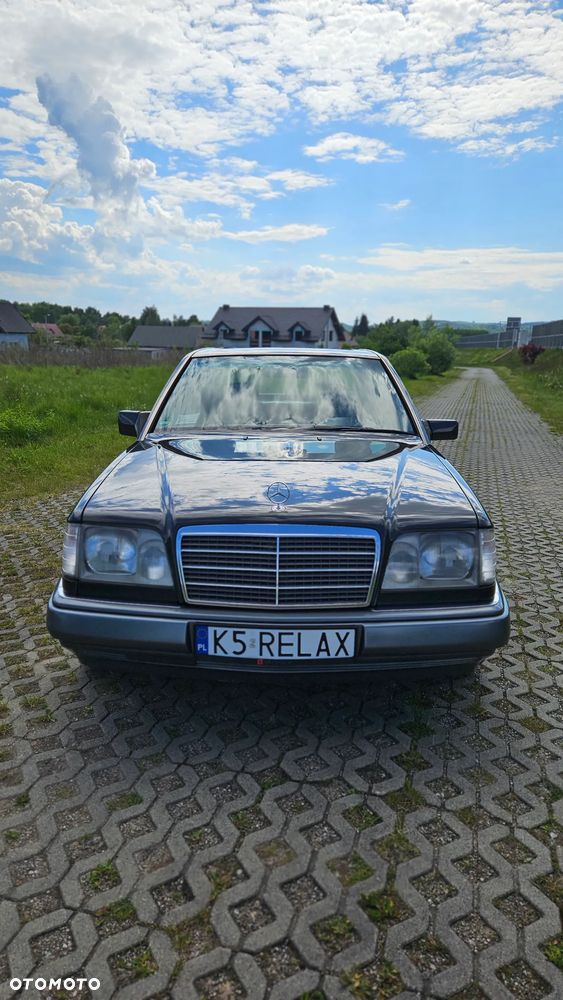 Mercedes-Benz Klasa E - 9