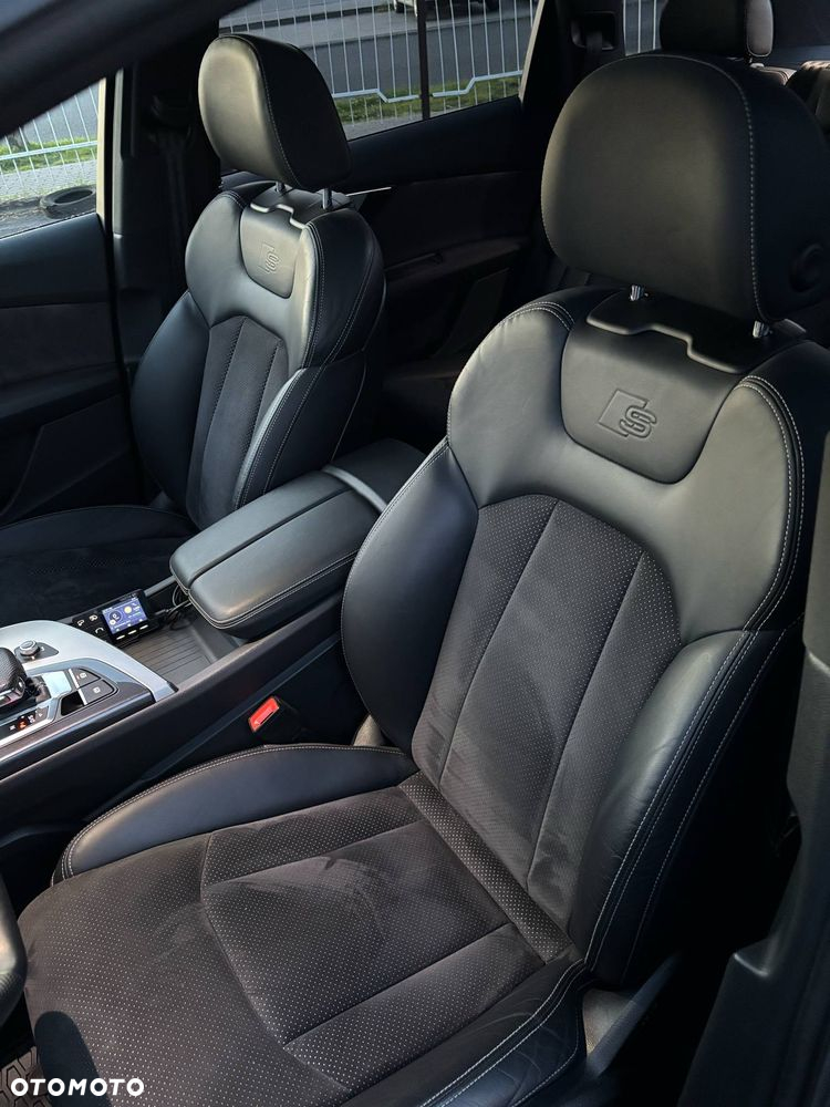 Audi Q7 50 TDI quattro tiptronic S line - 4