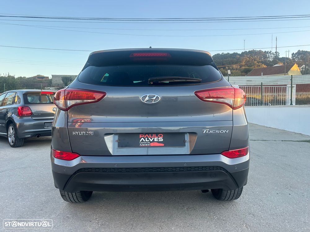 Hyundai Tucson 1.7 CRDi Executive - 6
