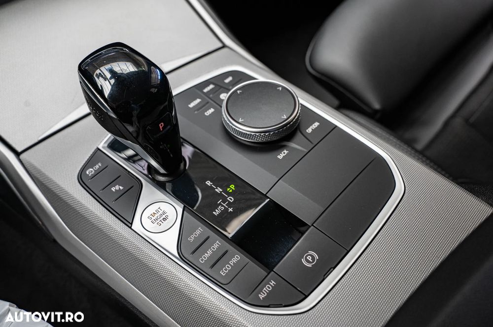 BMW Seria 3 318d Aut. Luxury Line - 7