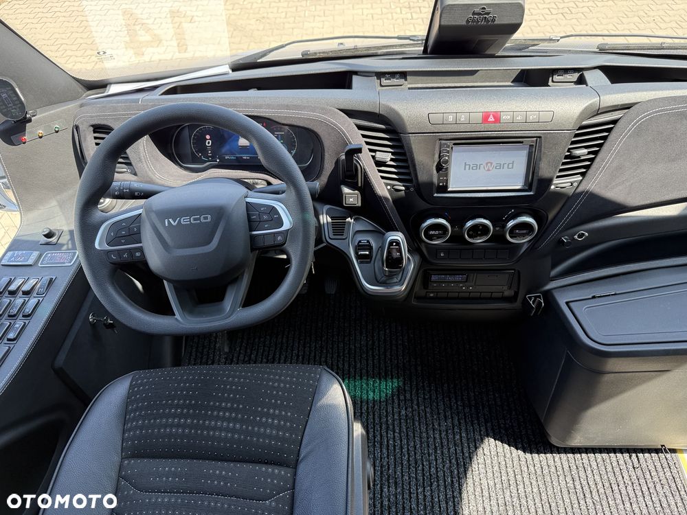 Iveco Daily 70C21 Tourism Revolution ERENER 33+1+1 miejsc - 37