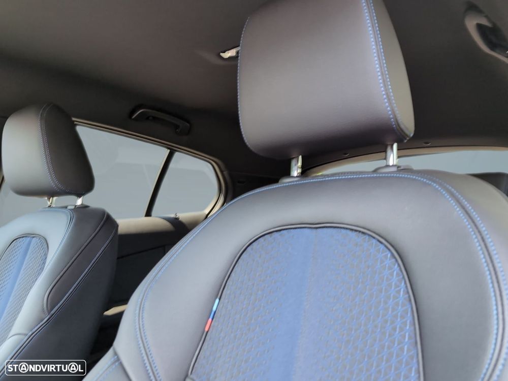 BMW 116 d Pack Desportivo M Auto - 17