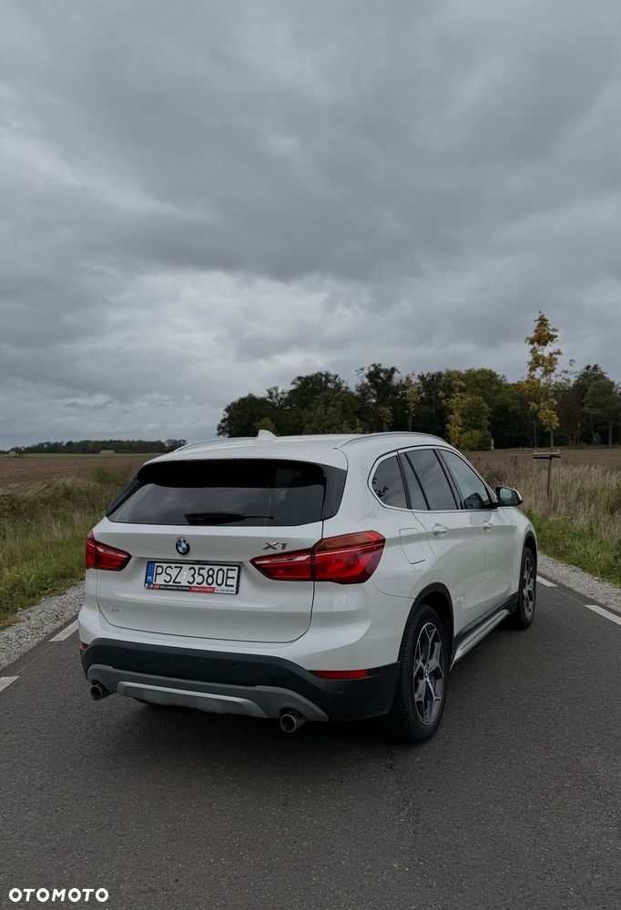 BMW X1 sDrive20d Sport Line - 8