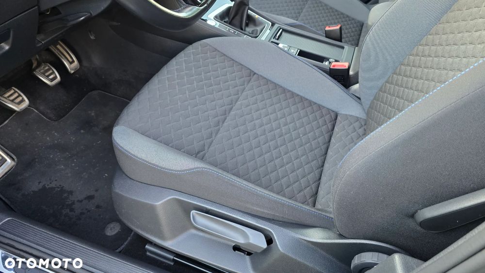 Volkswagen Golf 1.4 TSI (BlueMotion Technology) Highline - 25