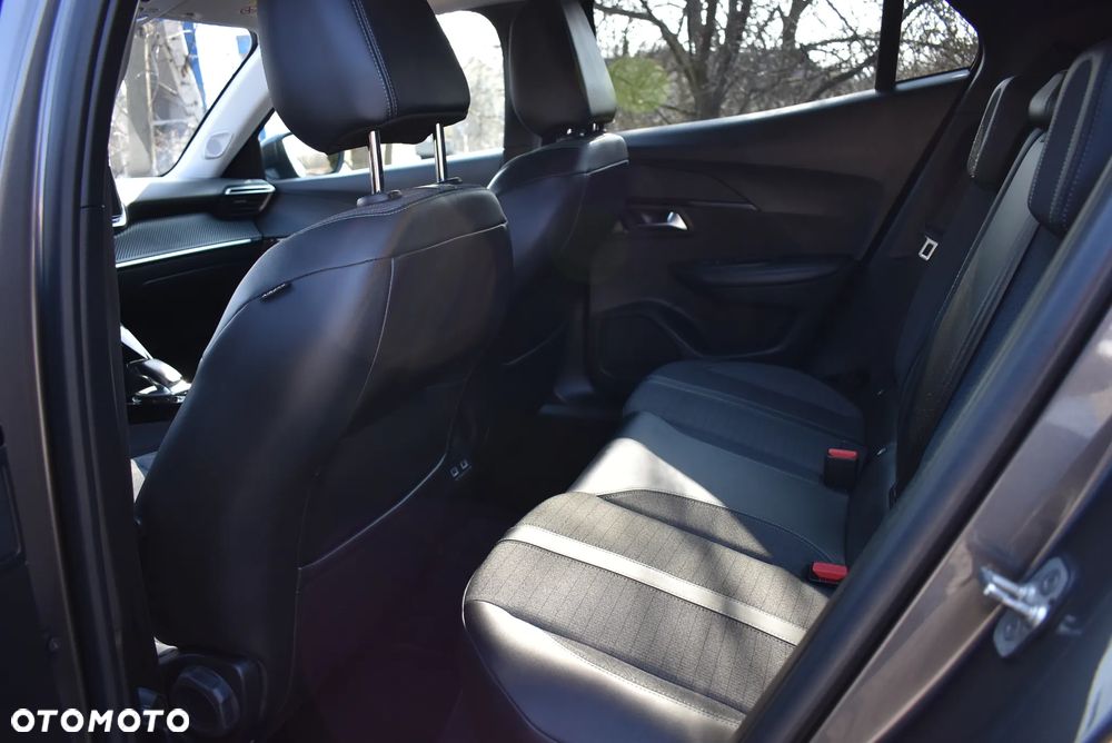 Peugeot 2008 1.5 BlueHDi Allure S&S EAT8 - 20