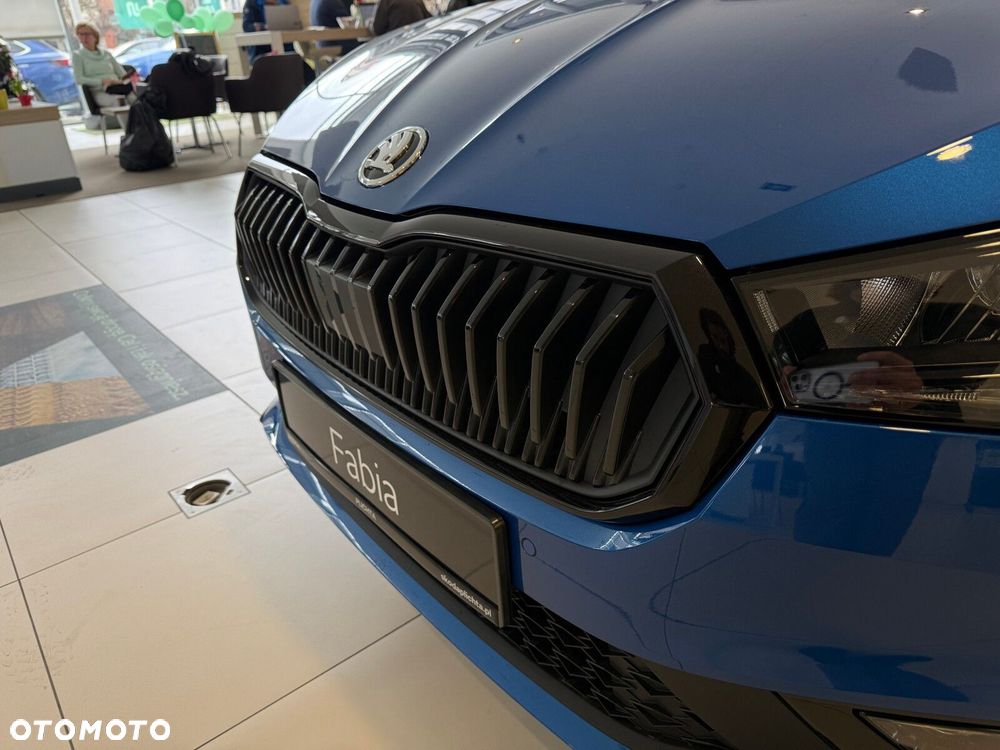 Skoda Fabia 1.0 TSI Monte Carlo DSG - 25