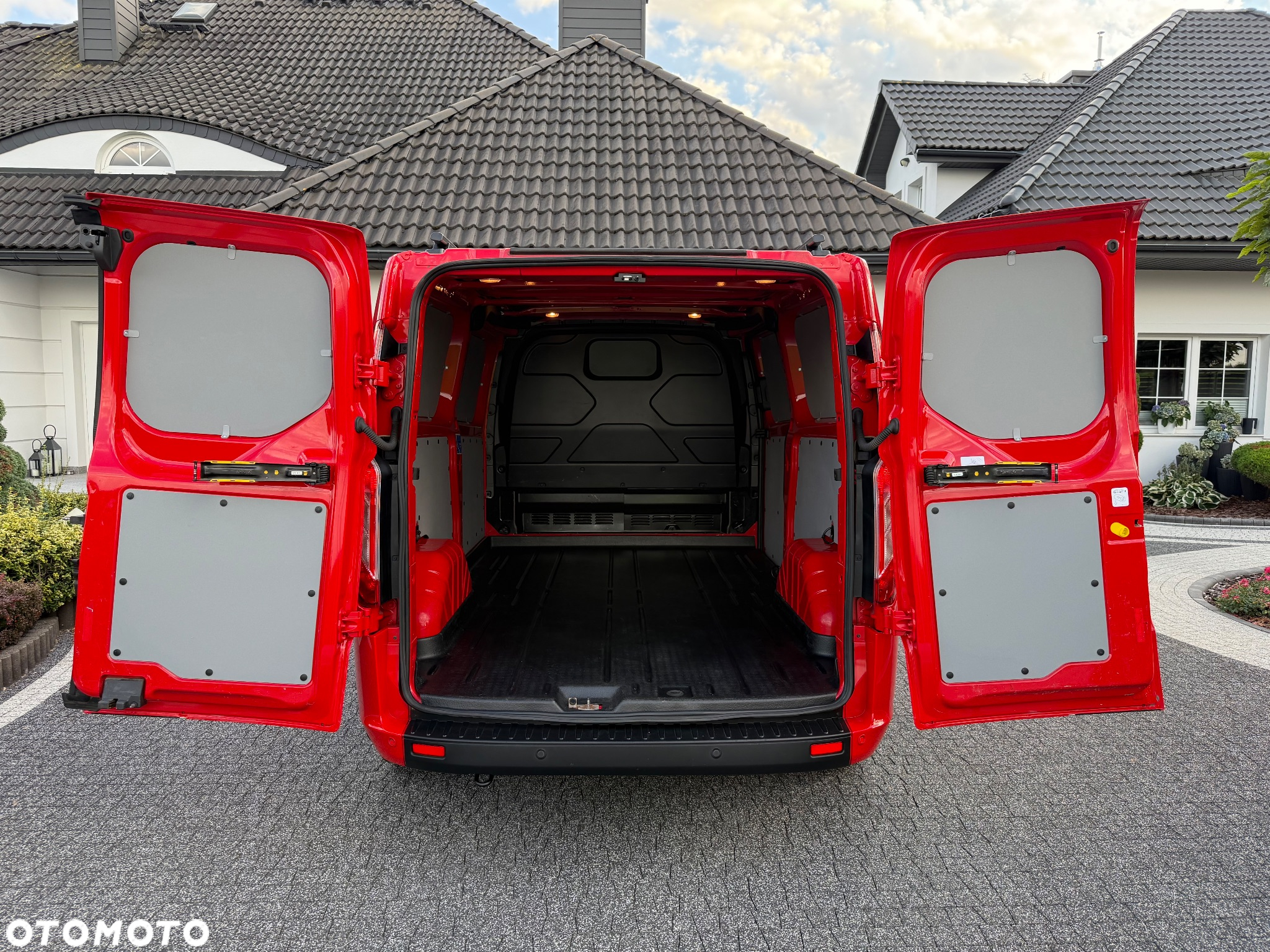 Ford Transit Custom - 28