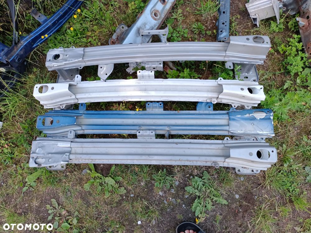 Belka zderzaka przód Suzuki s cross LIFT - 1