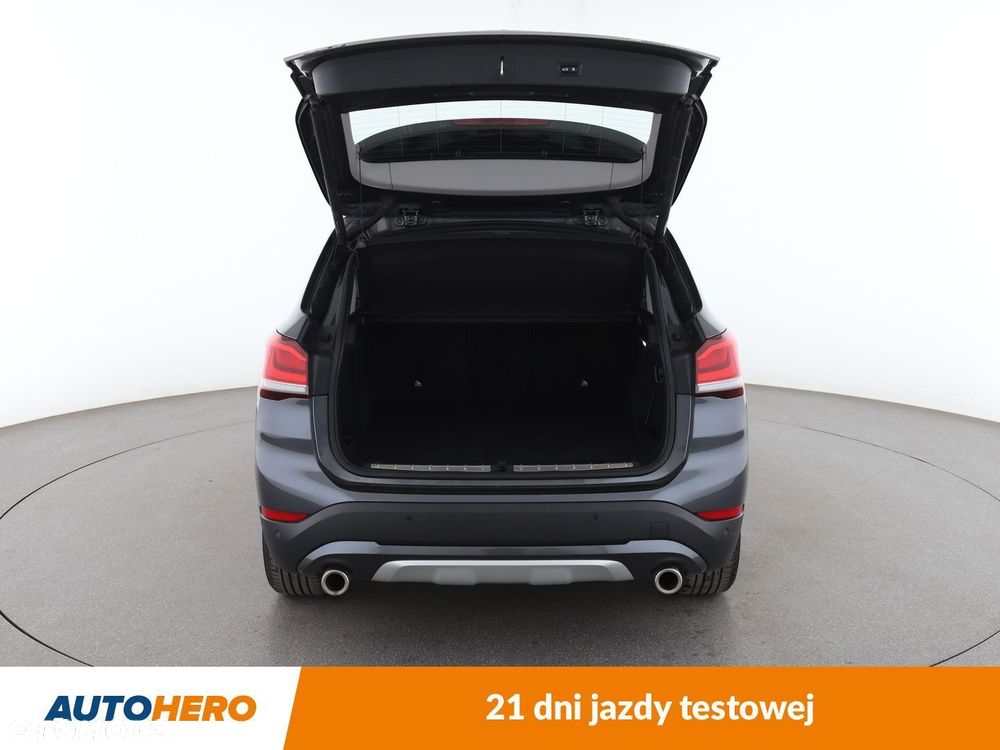 BMW X1 xDrive18d xLine - 16
