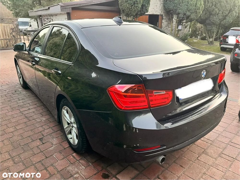 BMW Seria 3 318d - 2