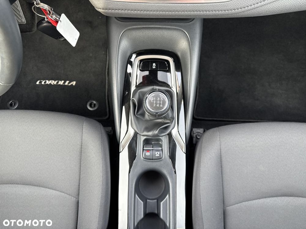 Toyota Corolla - 26