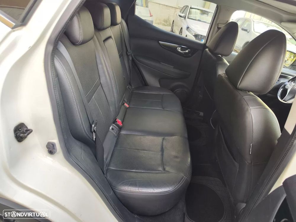 Nissan Qashqai 1.6 dCi Tekna Premium Xtronic - 16