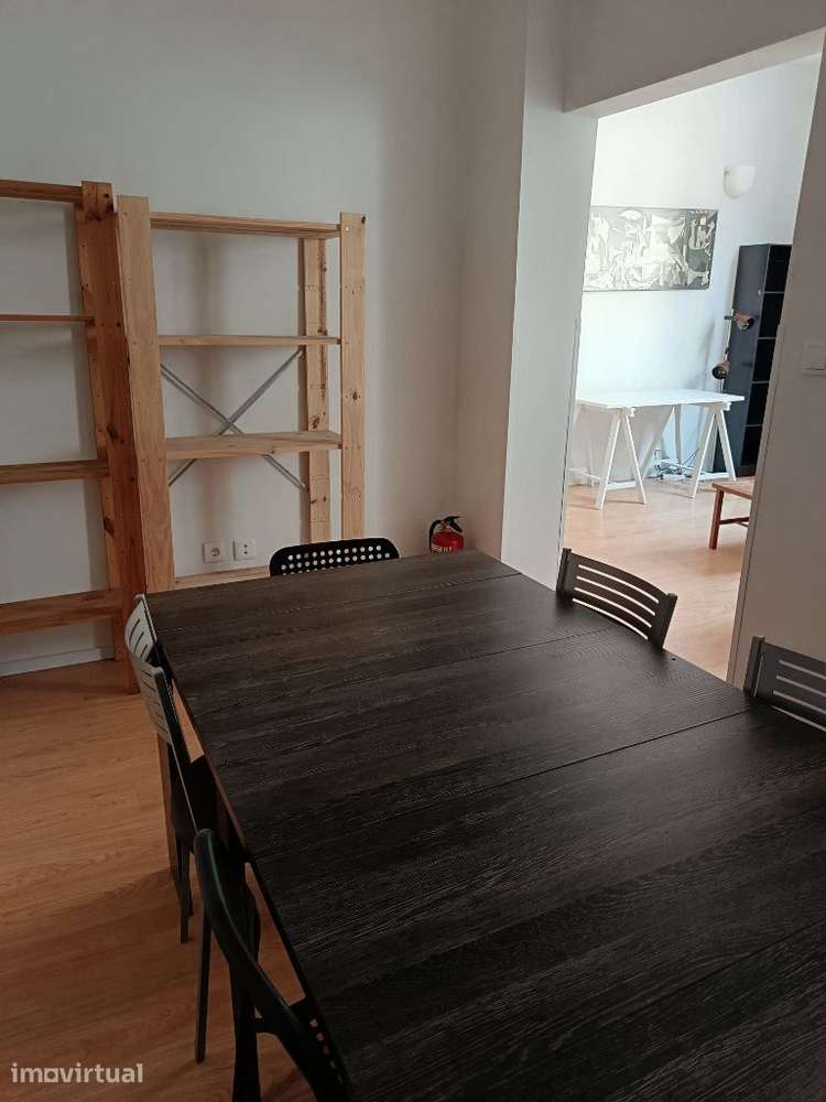 Apartamento T3 Mobilado e Equipado em Cedofeita-Porto - Grande imagem: 3/10