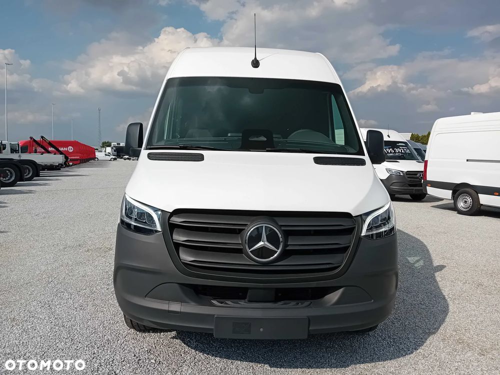 Mercedes-Benz eSprinter 320e - 3