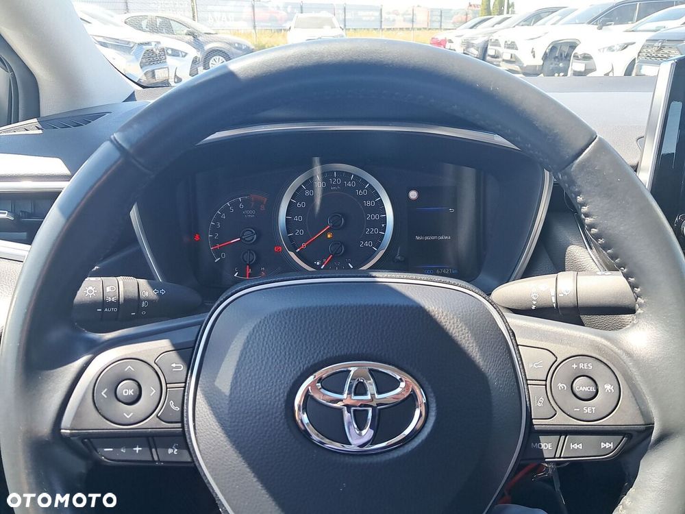 Toyota Corolla - 27
