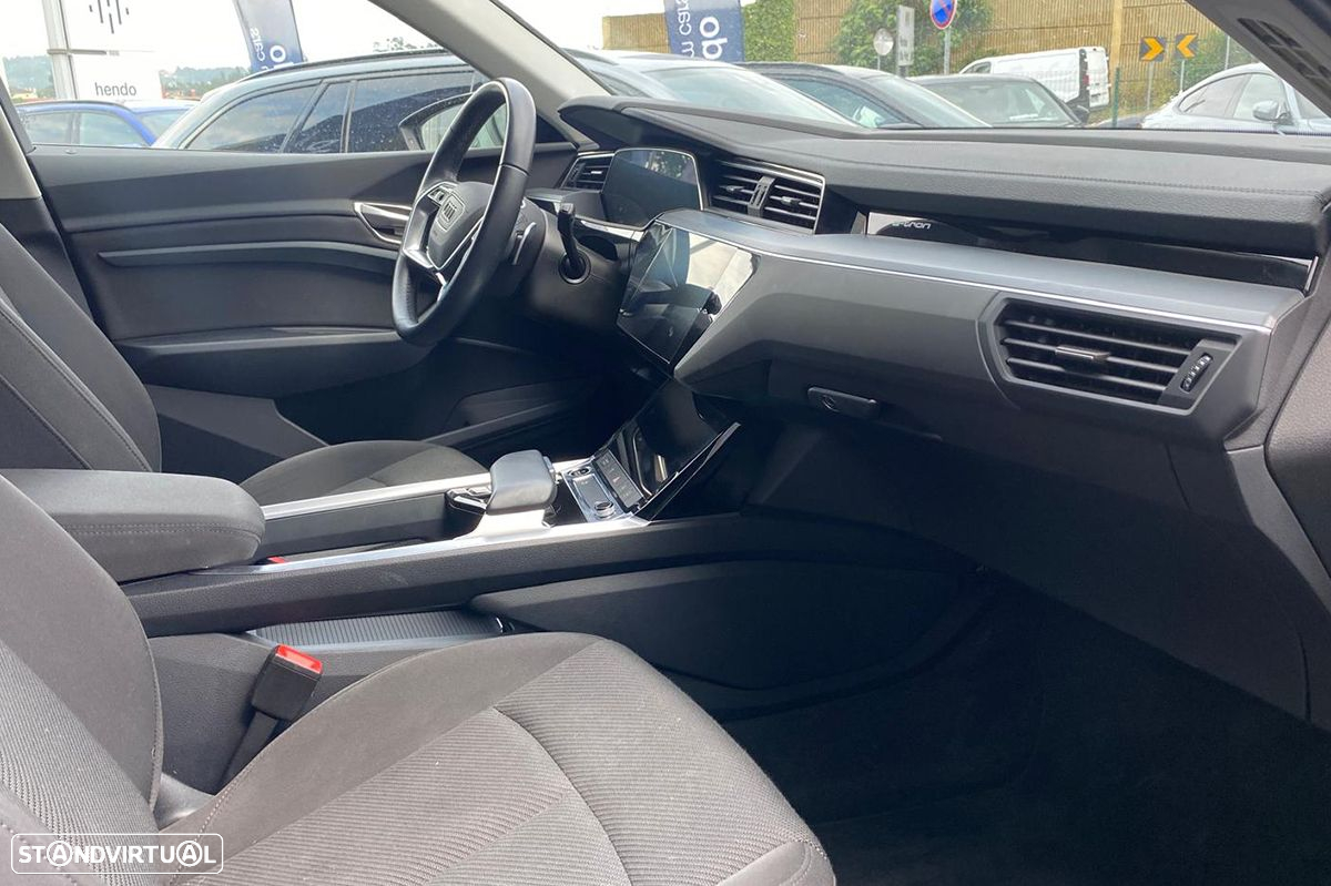 Audi Q8 e-Tron 55 quattro Advanced - 14
