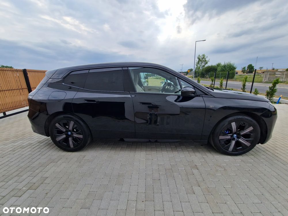 BMW iX M60 111.5kWh - 17
