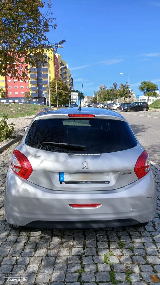 Peugeot 208 1.4 HDi Active - 3