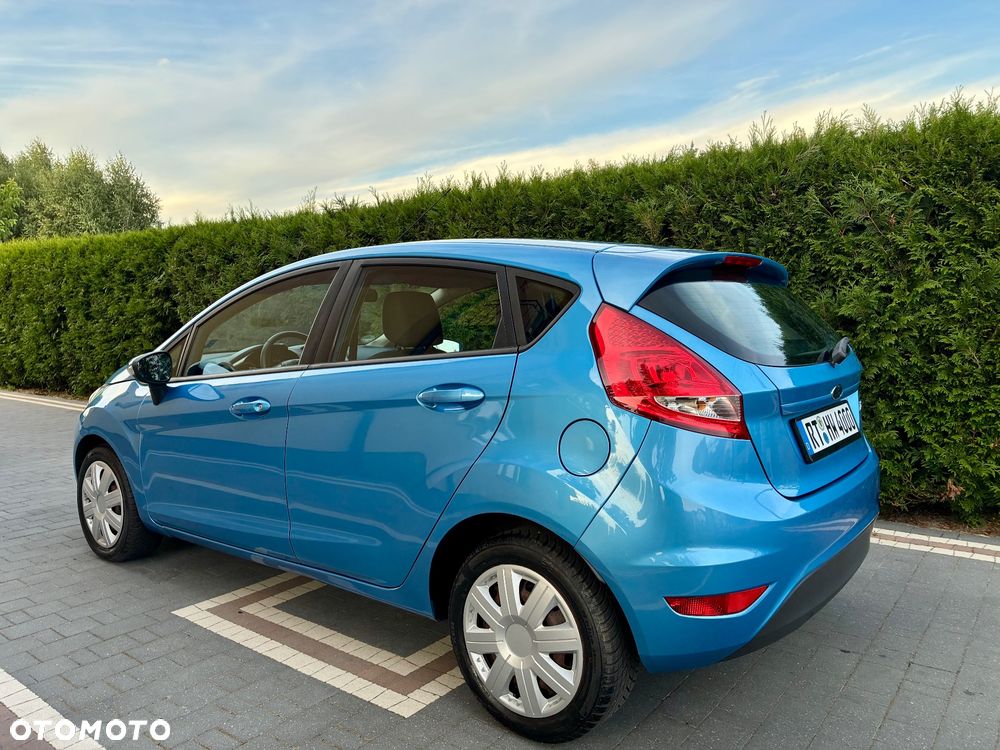 Ford Fiesta - 5