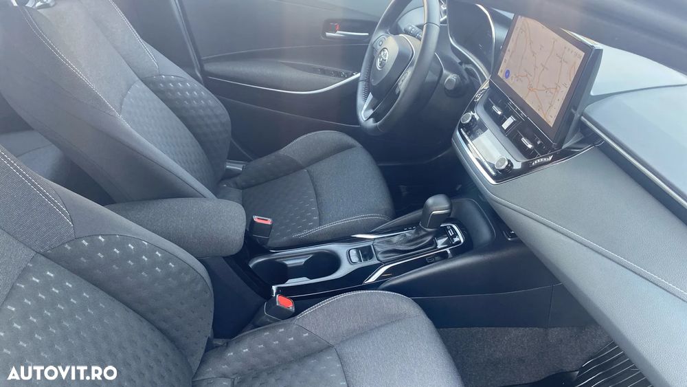 Toyota Corolla 1.8 HSD Business - 6