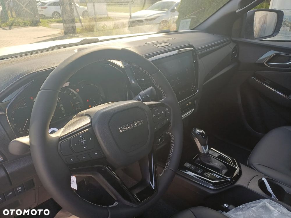 Isuzu D-Max 1.9 DC LSE - 11