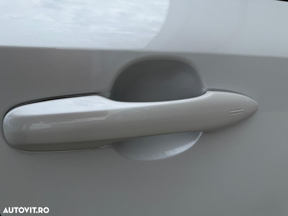 Toyota Corolla - 21