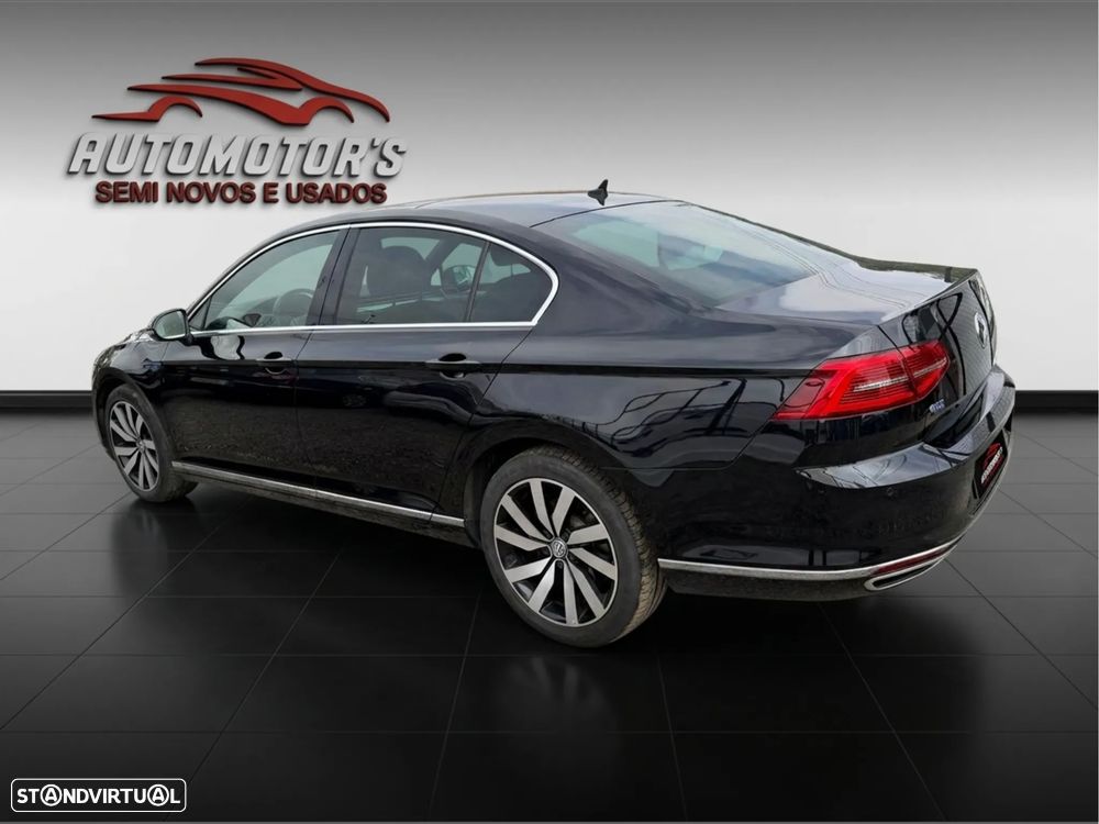 VW Passat - 4
