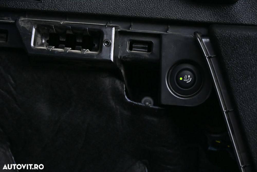 BMW X3 xDrive20d AT Luxury Line - 24