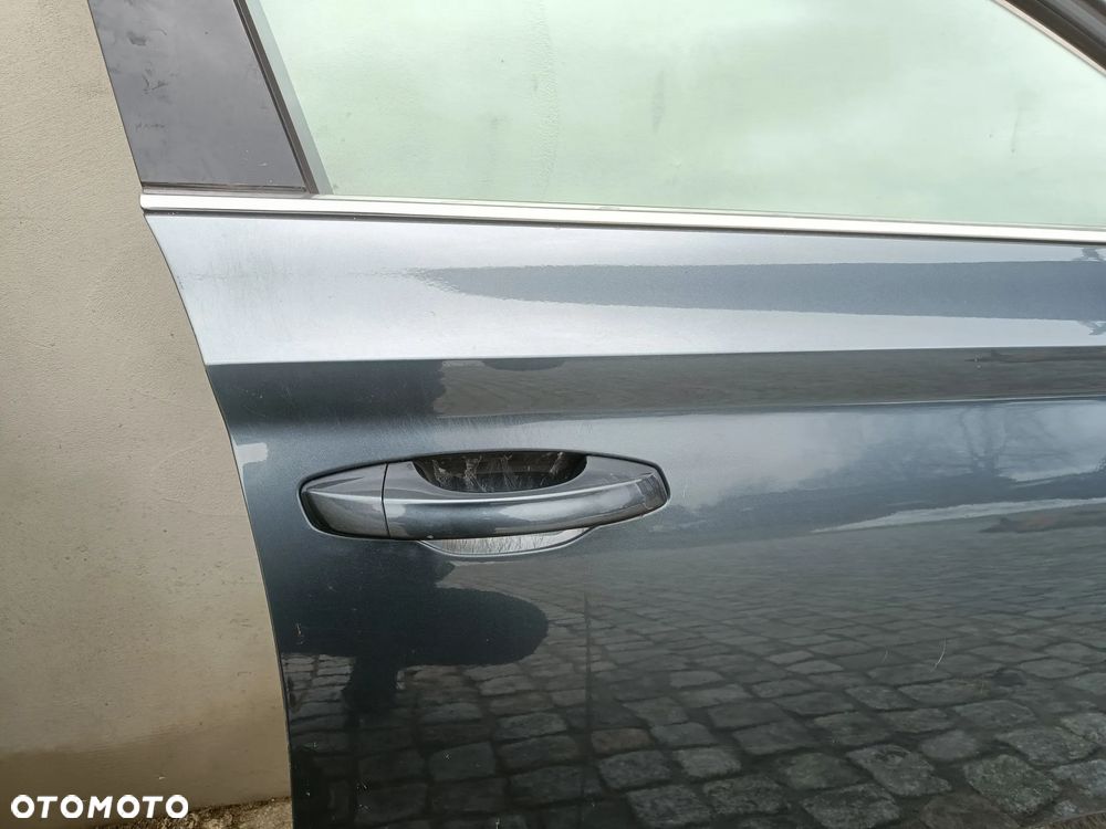 Drzwi Prawe Przednie Skoda Superb 3 III Prawy Przód LF7Y - 21