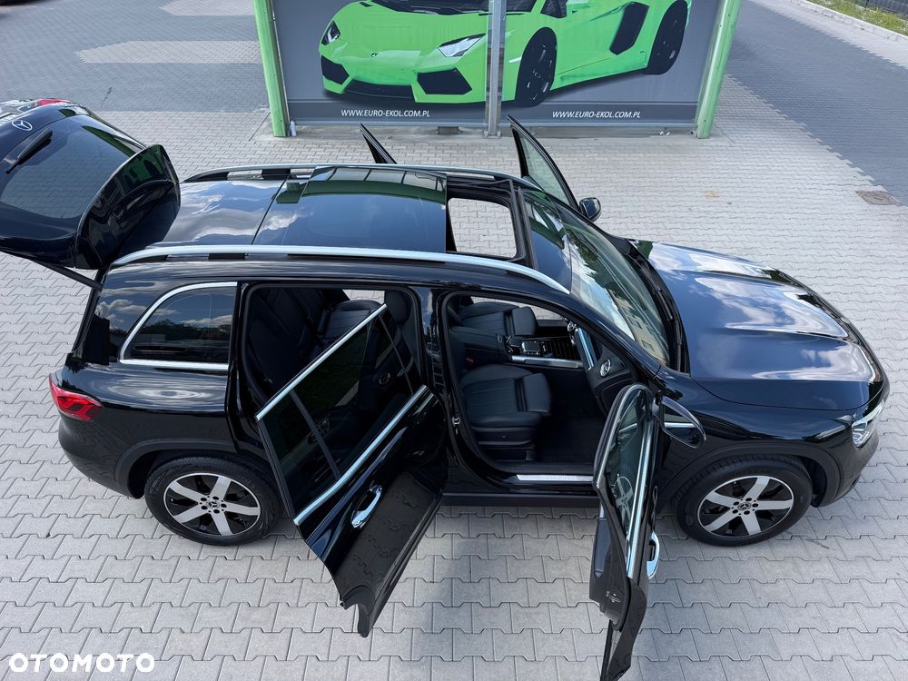 Mercedes-Benz GLB - 39