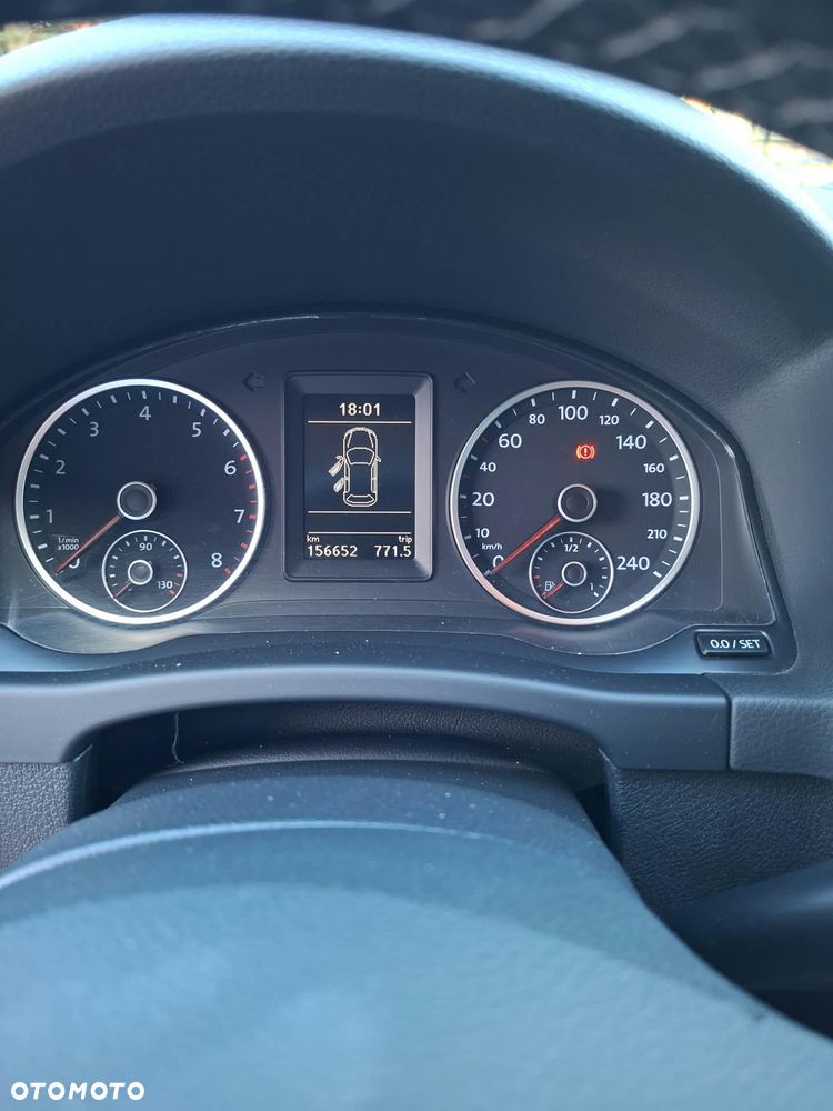 Volkswagen Tiguan - 12