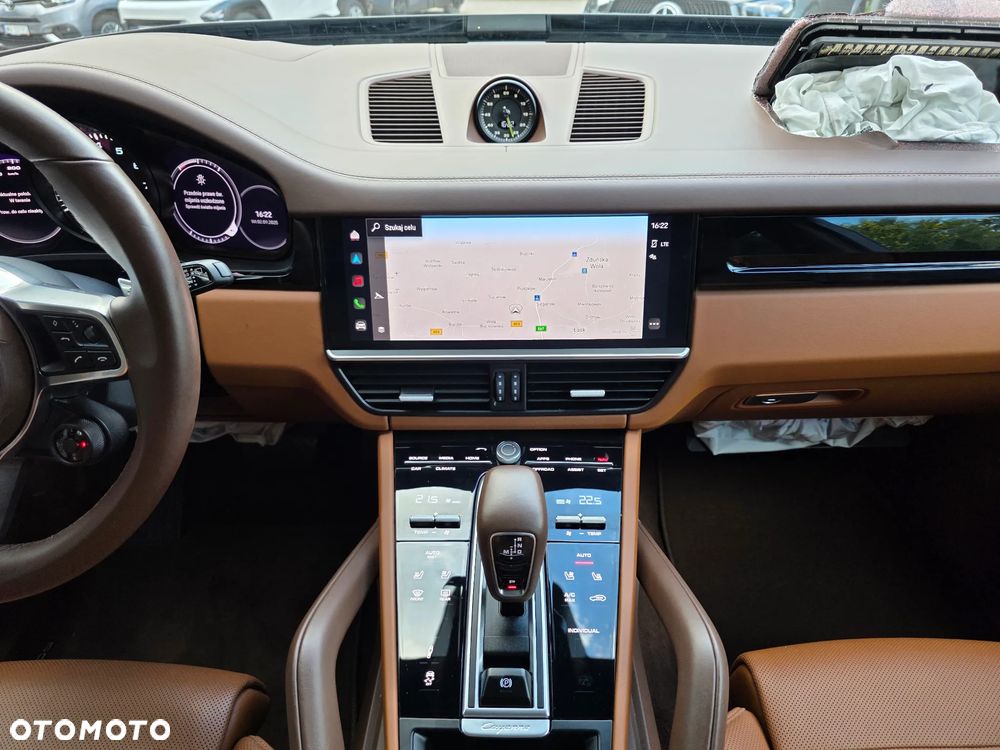 Porsche Cayenne E-Hybrid Platinum Edition - 25