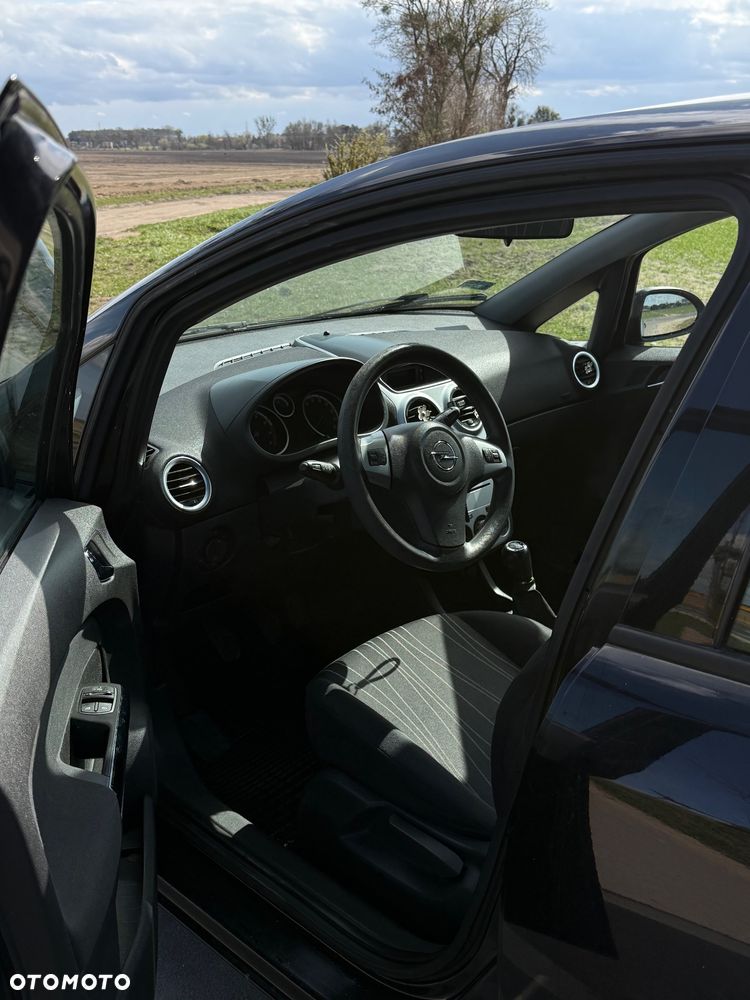 Opel Corsa 1.2 16V Cosmo - 14