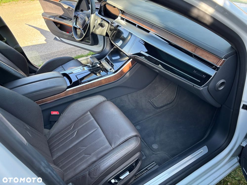 Audi A8 L 55 TFSI quattro tiptronic - 4